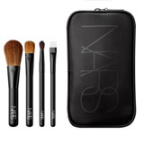 TRAVEL BRUSH SET