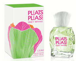 PLEATS PLEASE L'EAU