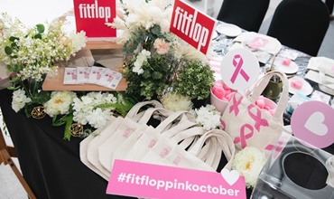 FitFlop ชวนต้านมะเร็งเต้านมกับแคมเปญ 'FitFlop Pink October' 