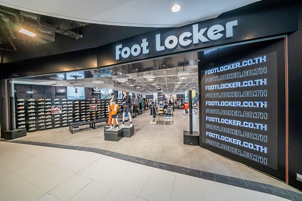 Foot Locker ตอบรับกระแสความปัง เอาใจวัยรุ่นสายสตรีทและนักท่องเที่ยว ขยายสาขาที่ 4 ปักพิกัดล่าสุดที่เทอร์มินอล21 อโศก