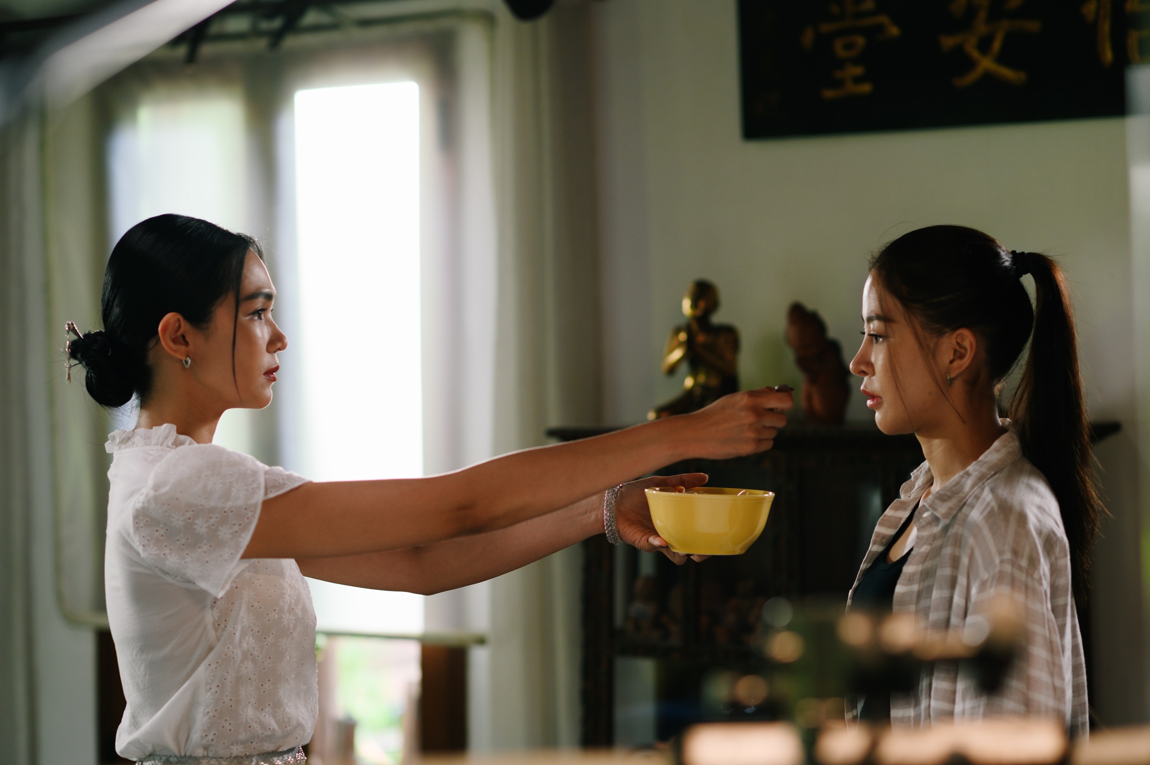 “ข่มขลัง” EP.2 ครองกระแสเทรนด์ X อันดับ 1 ไทยยาวกว่า 15 ชั่วโมง - พุ่งอันดับ 4 โลก