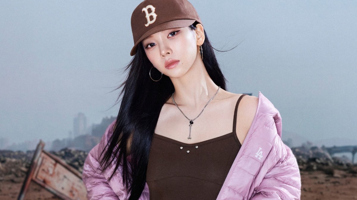 KARINA ถ่ายทอดนิยามใหม่ของ Feminine Silhouette ในแคมเปญ MLB Fall/Winter 2026